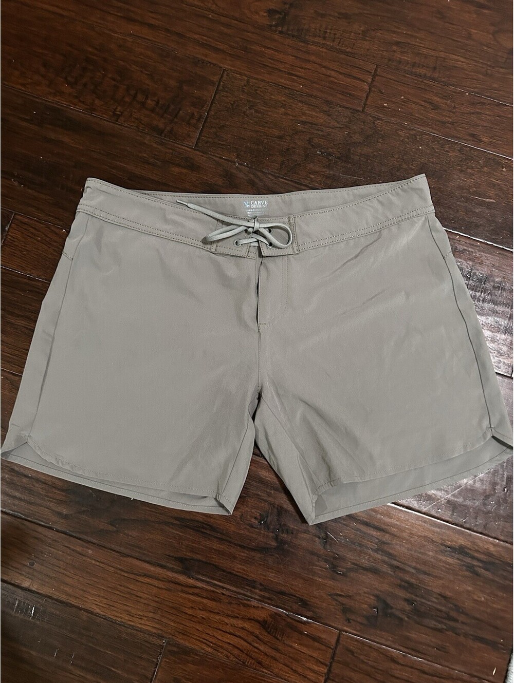 carve designs womens Carve Designs Noosa shorts Moss Green Sz 14 Boardshorts
